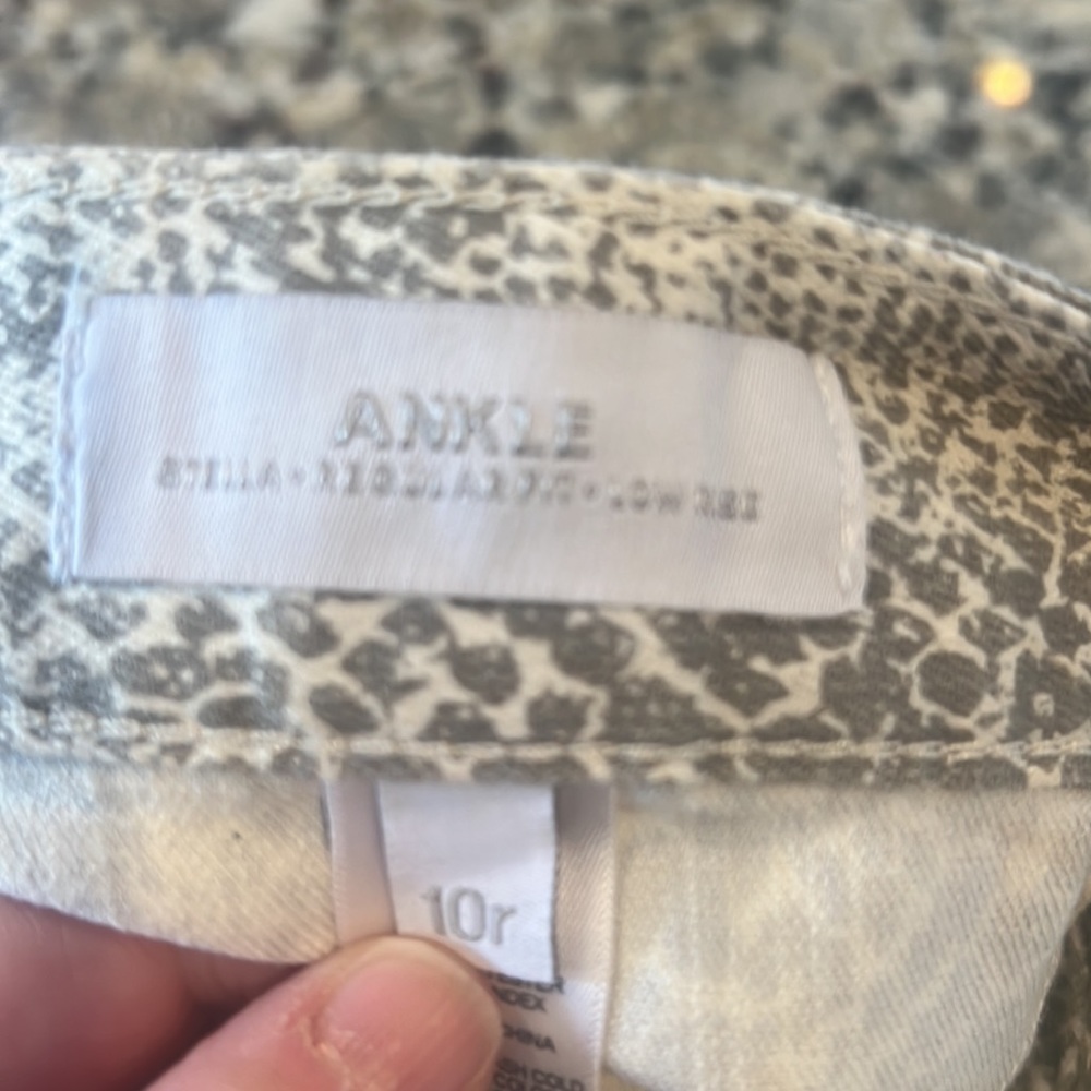 Express python printed jeans - Picture 3 of 3